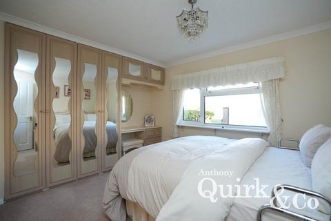 2 bedroom park home for sale, Kings Park Creek Road, Canvey Island, SS8