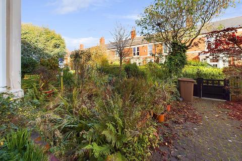 3 bedroom terraced house for sale, Melrose Avenue, Whitley Bay