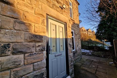 3 bedroom end of terrace house to rent, Moor End Lane, Dewsbury, West Yorkshire, WF13