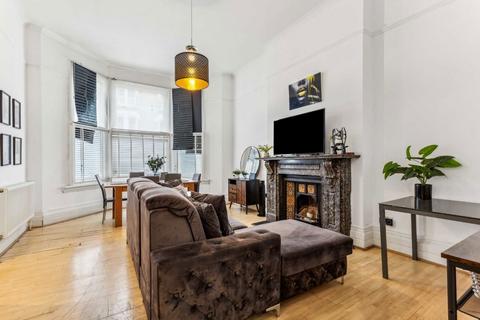 2 bedroom flat for sale, Sinclair Road, London W14