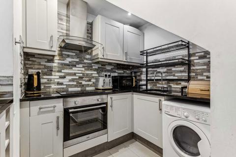 2 bedroom flat for sale, Sinclair Road, London W14