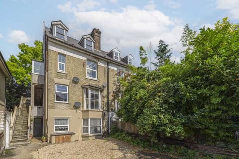 1 bedroom flat to rent, Kingston Road, London SW19