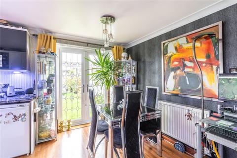 22 Sandcroft, Bristol, BS14 0AL
