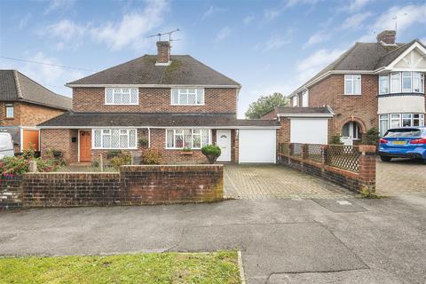 2 bedroom semi-detached house for sale, Redhatch Drive, Earley, Reading