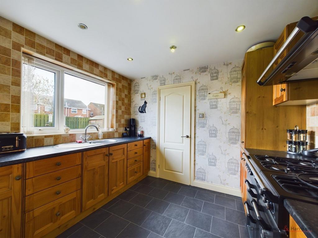 Kitchen/Utility Room