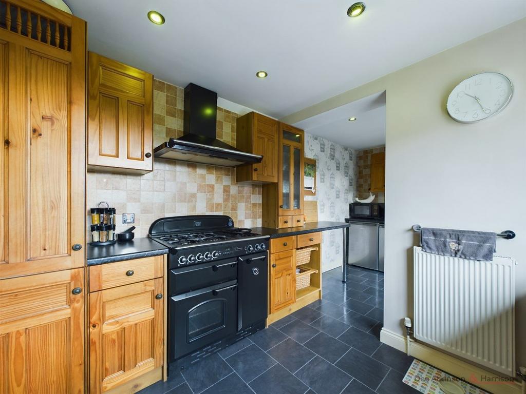 Kitchen/Utility Room