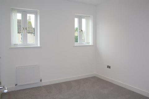 Ivy Leaze Back Street, Hawkesbury Upton, Badminton, GL9 1BB