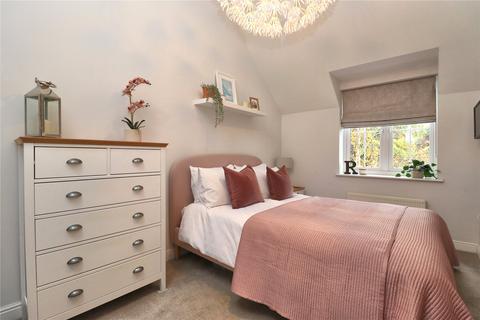 2 bedroom end of terrace house for sale, Russells Mews, Woking GU22