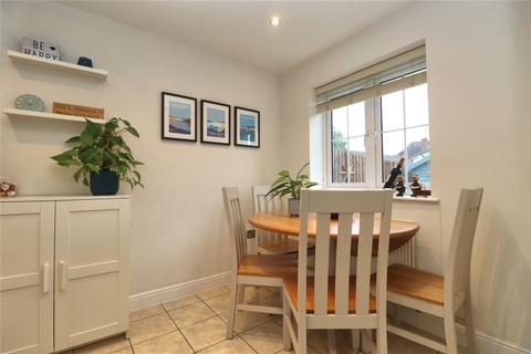 2 bedroom end of terrace house for sale, Russells Mews, Woking GU22