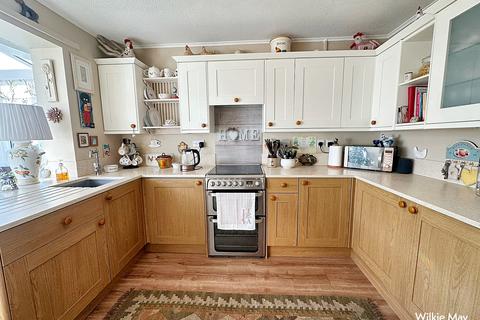 2 bedroom semi-detached bungalow for sale, Old Farm Road, Minehead TA24