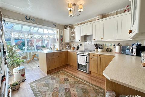 2 bedroom semi-detached bungalow for sale, Old Farm Road, Minehead TA24