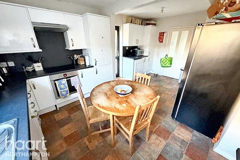 9 Cavendish Drive, Northampton, NN3 3DH