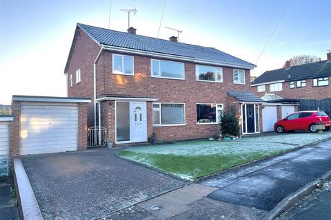 3 bedroom semi-detached house to rent, Lockwood Drive, Heath Farm, Shrewsbury