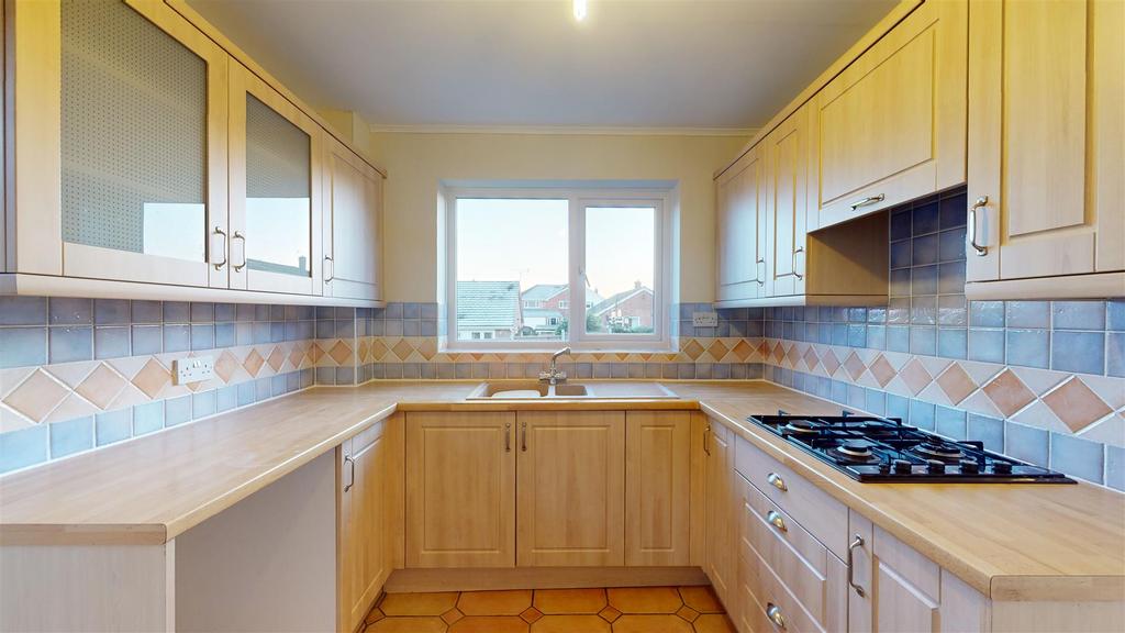 Lockwood Road 3 Kitchen.jpg