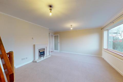 3 bedroom semi-detached house to rent, Lockwood Drive, Heath Farm, Shrewsbury