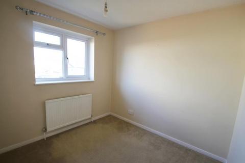 2 bedroom house to rent, Stembridge Way, Taunton TA2