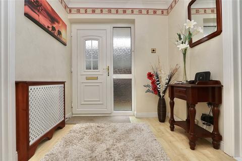 2 Evesham Close, Ipswich, IP2 9DH