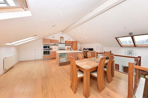 3 bedroom barn conversion for sale, Knutsford Road, Cranage, CW4