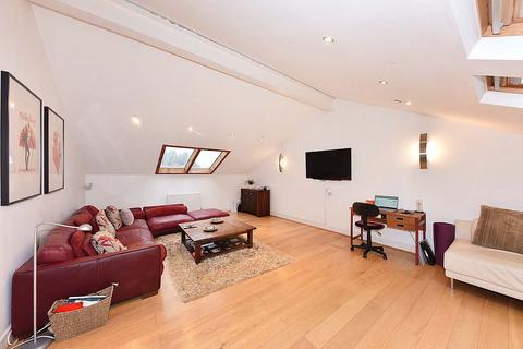 3 bedroom barn conversion for sale, Knutsford Road, Cranage, CW4