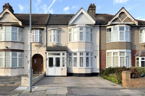 3 bedroom terraced house for sale, Dawlish Drive, Ilford IG3