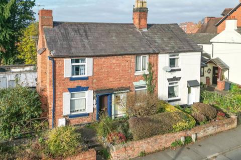 2 bedroom terraced house for sale, Stourbridge Road, Bromsgrove, B61 0AL