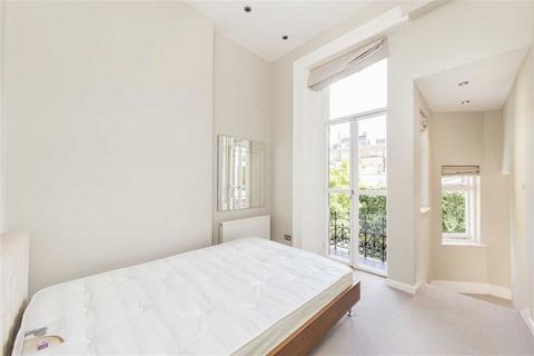 2 bedroom flat to rent, Roland Gardens, London SW7