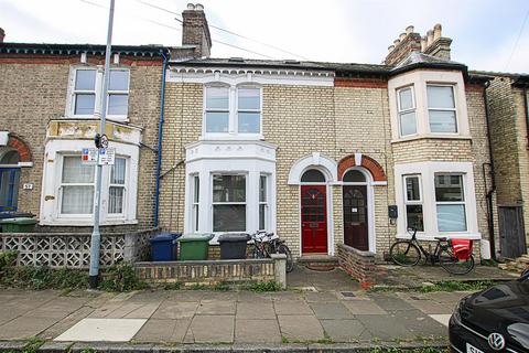 2 bedroom terraced house for sale, Abbey Road, Cambridge CB5