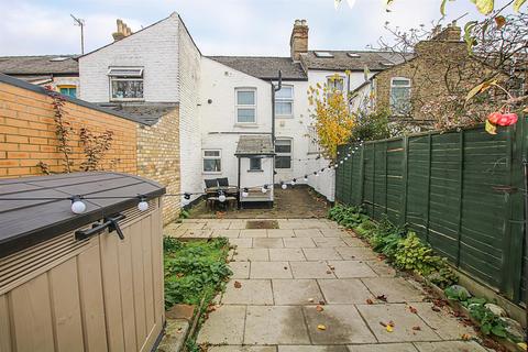 2 bedroom terraced house for sale, Abbey Road, Cambridge CB5