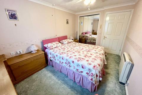 Apartment 19, Perrin Court Parkland Grove, Ashford, TW15 2GA