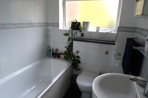 1 bedroom flat to rent, Lovelace Gardens, Surbiton, KT6 6SW