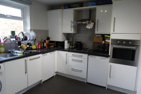 1 bedroom flat to rent, Lovelace Gardens, Surbiton, KT6 6SW