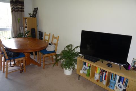 1 bedroom flat to rent, Lovelace Gardens, Surbiton, KT6 6SW