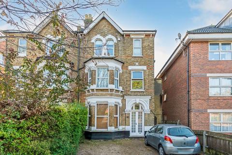 2 bedroom flat for sale, Coombe Road, Croydon, CR0