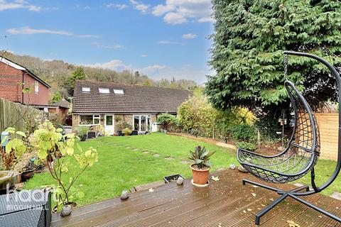 4 bedroom semi-detached bungalow for sale, Kings Road, Biggin Hill