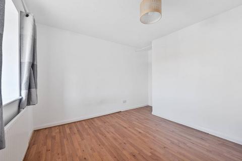 23 Muncies Mews, London, SE6 1ER