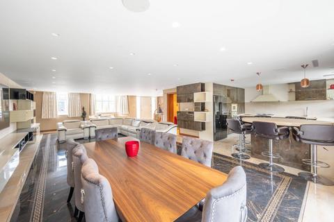 5 bedroom detached house for sale, Edgeworth Crescent, Hendon, London, NW4