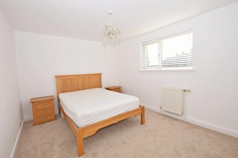 2 bedroom end of terrace house to rent, Oak Grove, South Bersted, Bognor Regis, PO22