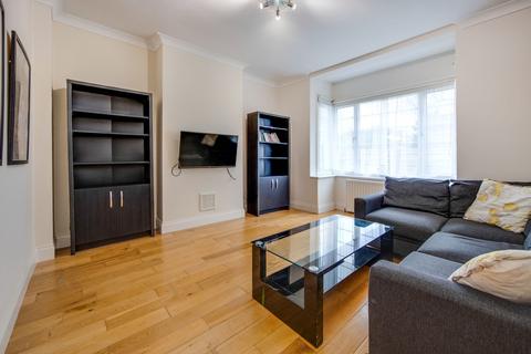 2 bedroom flat to rent, London N14