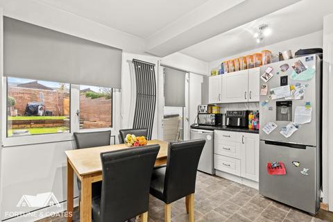 201 Shawbridge, Harlow, CM19 4NT