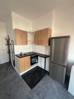 1 bedroom flat to rent, Redbourne Avenue, London N3