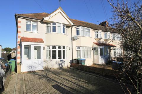 3 bedroom end of terrace house to rent, Clarence Avenue, New Malden