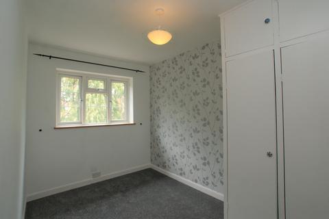 2 bedroom maisonette to rent, Arlington Lodge, Weybridge, Surrey KT13