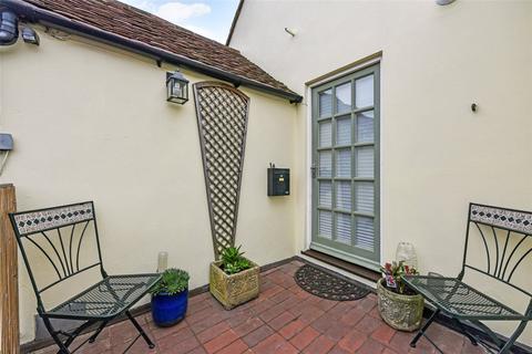 1 bedroom apartment for sale, St. Cyriacs, Chichester, West Sussex, PO19