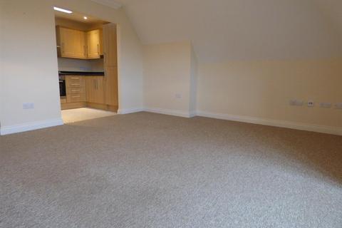 2 bedroom apartment for sale, Woodlands Avenue, Rustington Littlehampton BN16