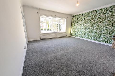 3 bedroom bungalow to rent, Park Road, Allington, NG32