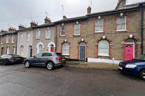 2 bedroom house to rent, Christchurch Road, Gravesend ,