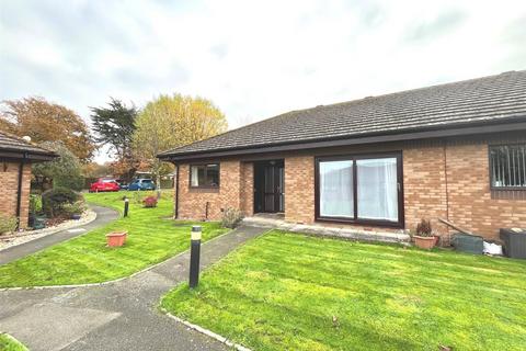 2 bedroom semi-detached bungalow for sale, Fairlee Road, Newport