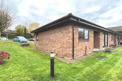 2 bedroom semi-detached bungalow for sale, Fairlee Road, Newport