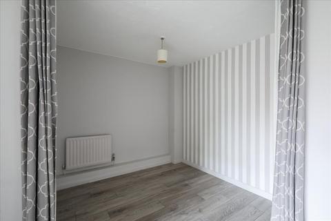 1 bedroom flat to rent, Godolphin Place, Acton, W3