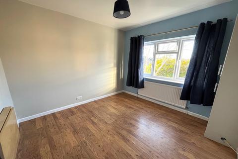 1 bedroom flat to rent, North Street, Emsworth, PO10